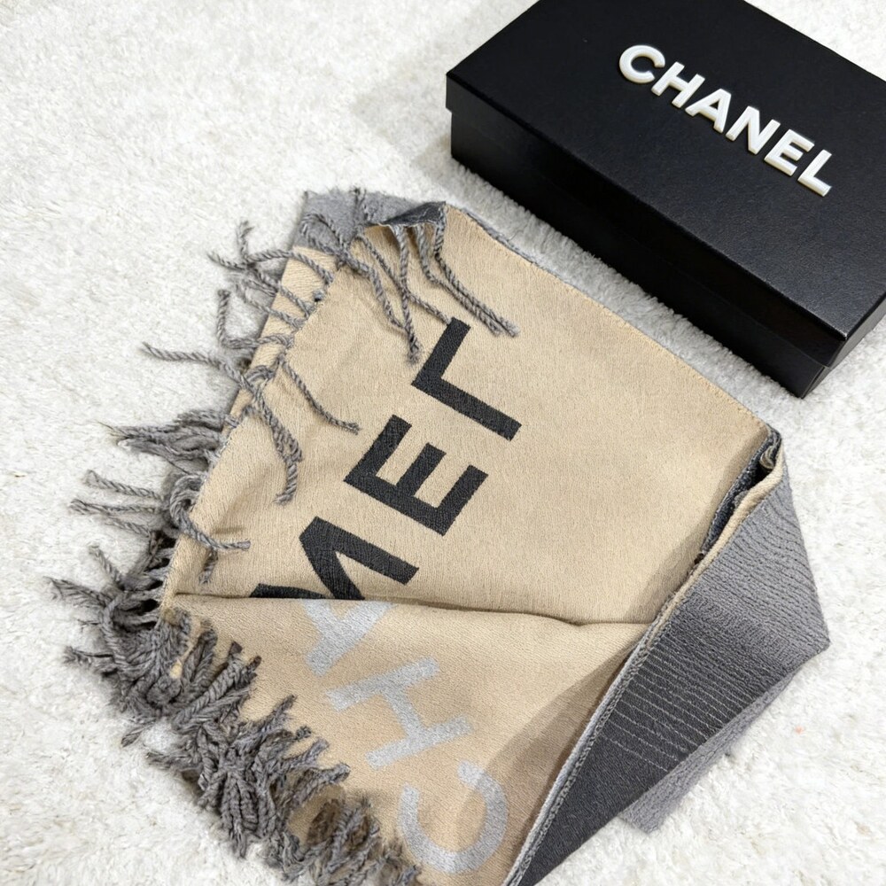 CHANEL Charcoal Beige Color Block Lettering Scarf - Picture 3 of 3